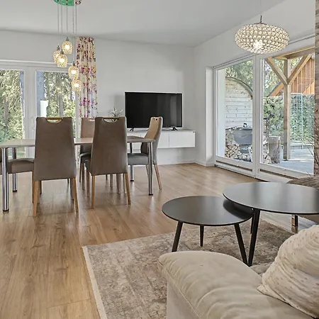 Lipno Club 别墅 *